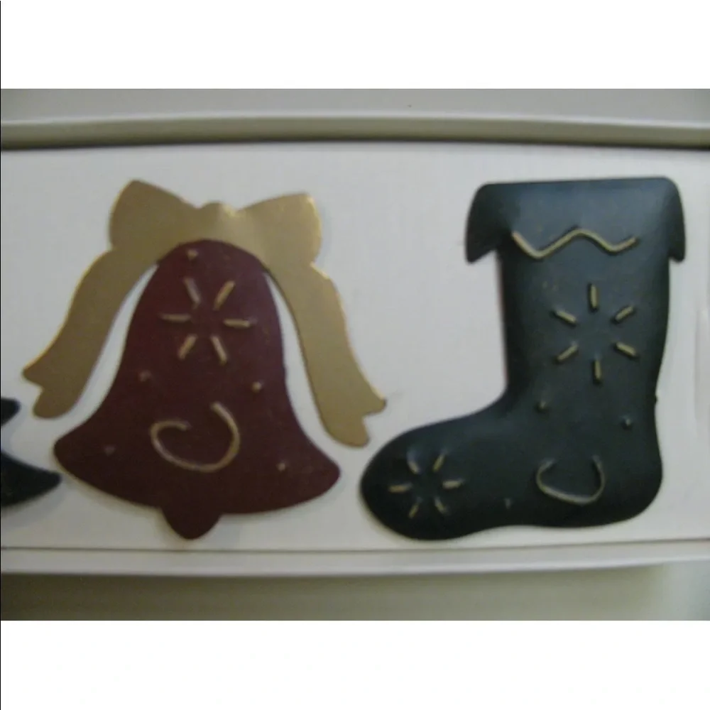 PIER 1 Christmas Napkin Rings - Hand Painted Metal - 4 Designs - NIB